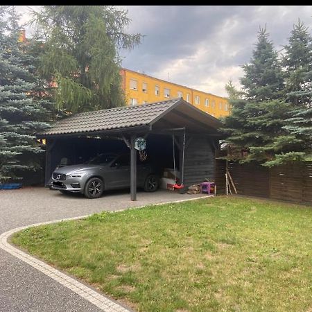 Red Rose Apartament -Parking -Taras- Faktura Vat Kielce Dış mekan fotoğraf