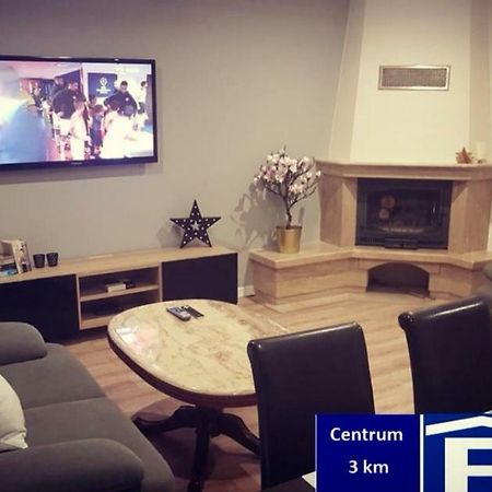 Red Rose Apartament -Parking -Taras- Faktura Vat Kielce Dış mekan fotoğraf